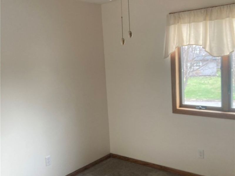 1436 Forrest Drive , Barberton, OH 44203 Photo 16