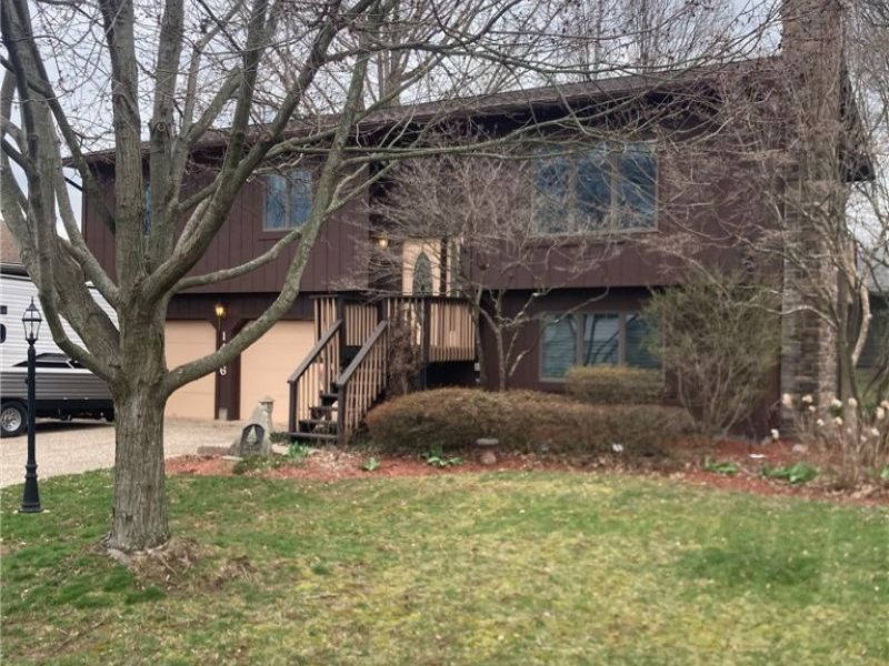 1436 Forrest Drive , Barberton, OH 44203 Photo 2