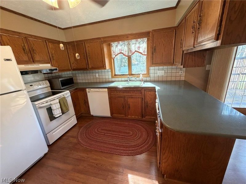 1436 Forrest Drive, Barberton, OH 44203 Photo 20