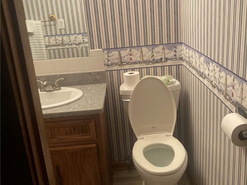 1436 Forrest Drive , Barberton, OH 44203 Photo 21