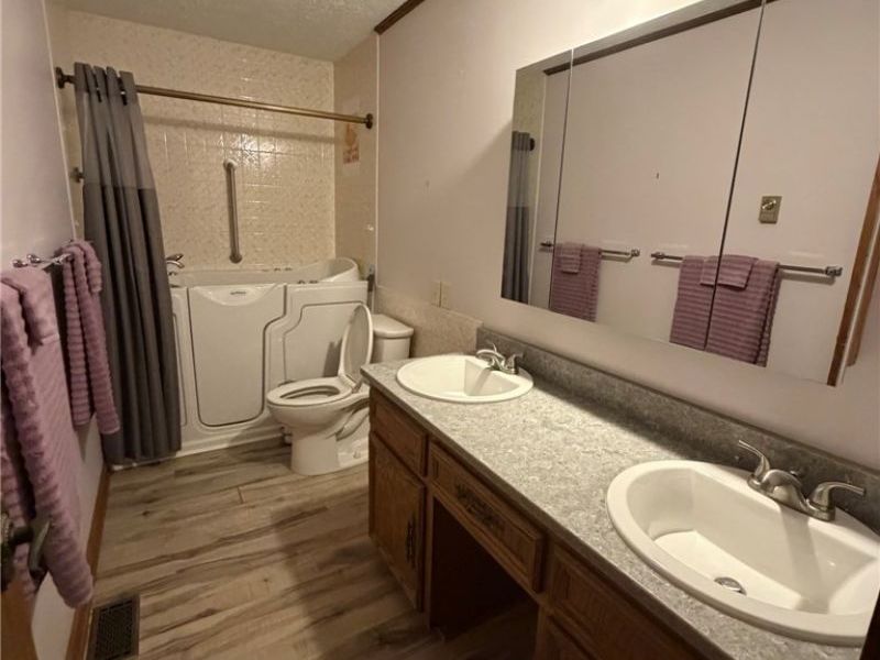 1436 Forrest Drive, Barberton, OH 44203 Photo 26