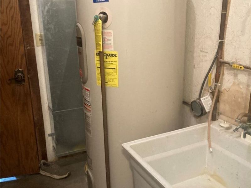 1436 Forrest Drive , Barberton, OH 44203 Photo 28