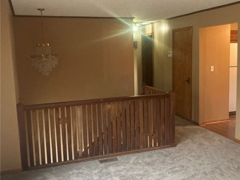 1436 Forrest Drive , Barberton, OH 44203 Photo 8