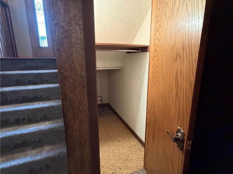 1436 Forrest Drive, Barberton, OH 44203 Photo 8