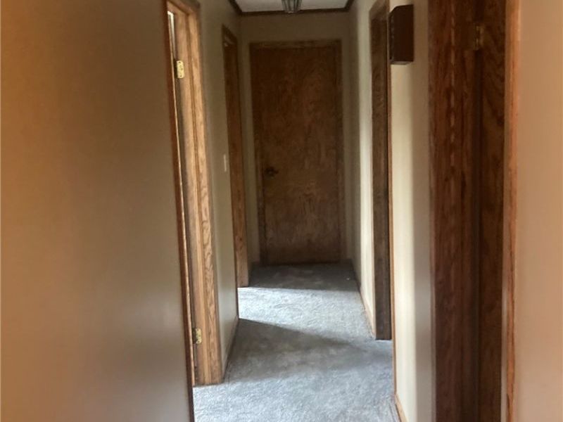 1436 Forrest Drive , Barberton, OH 44203 Photo 9