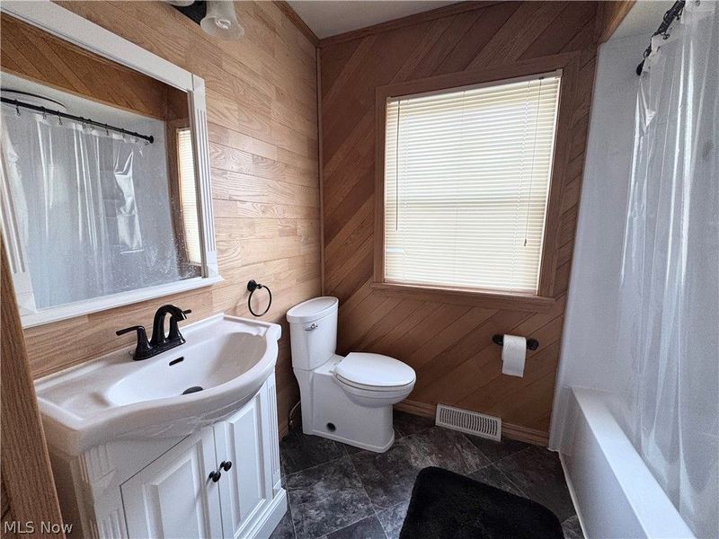 1945 Farmdale Avenue , Mineral Ridge, OH 44440 Photo 20