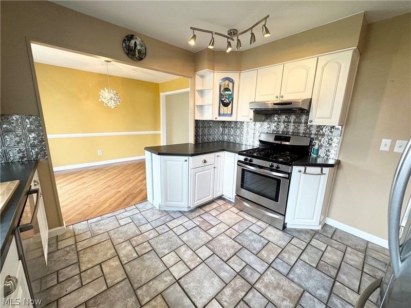 1945 Farmdale Avenue , Mineral Ridge, OH 44440 Photo 8