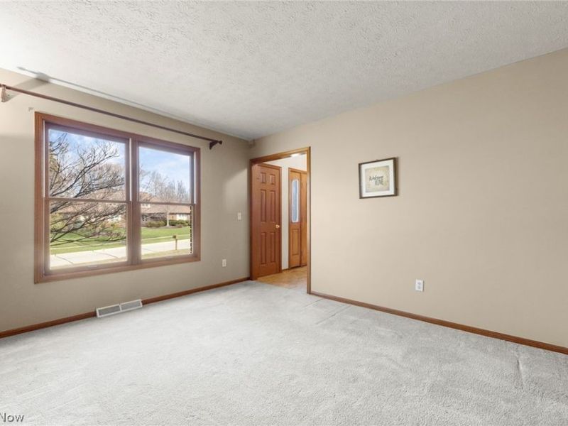 9431 Yvonne Drive , North Royalton, OH 44133 Photo 18