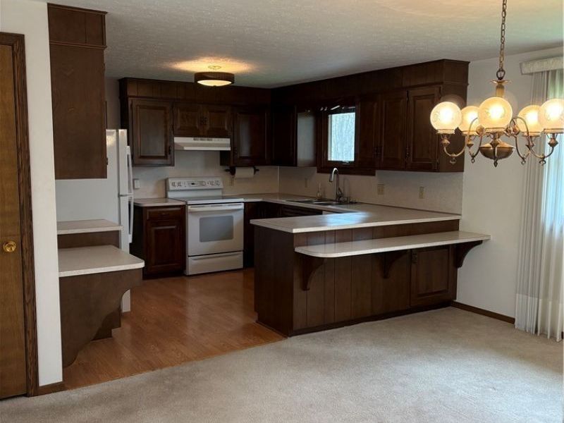 953 Carnation Street NE, Massillon, OH 44646 Photo 5