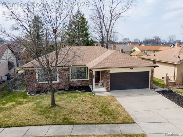 47303 Nola Drive, Macomb Twp, MI 48044