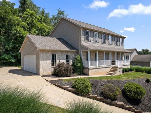 3013 Chessman St , Allison Park, PA 15101