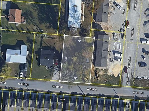 355 W 8th St, Cookeville, TN 38501