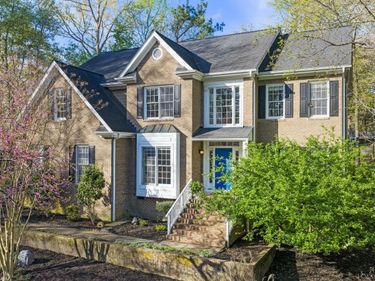 203 Wyndham Drive, Chapel Hill, NC 27516