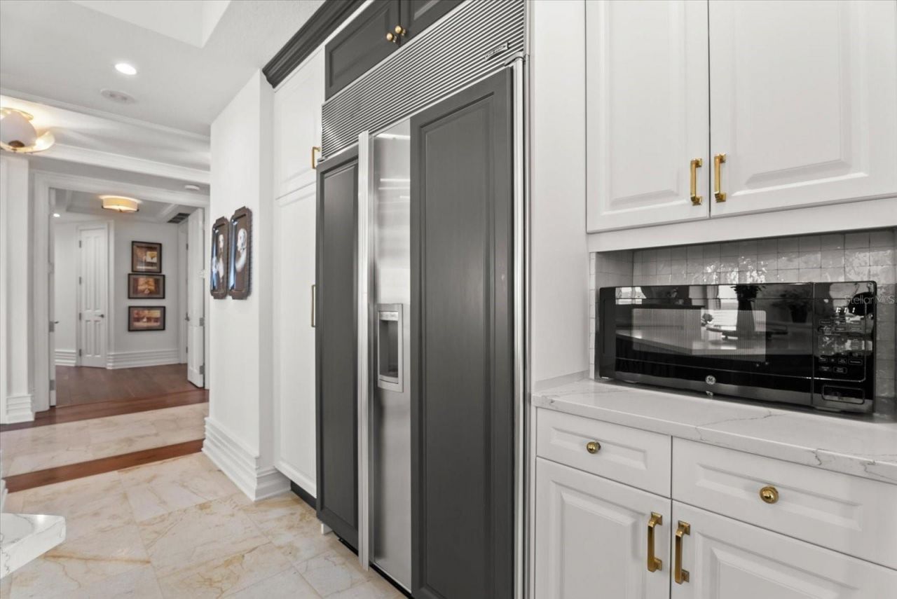 1300 Benjamin Franklin Drive, Unit 501, Sarasota, FL 34236 Photo