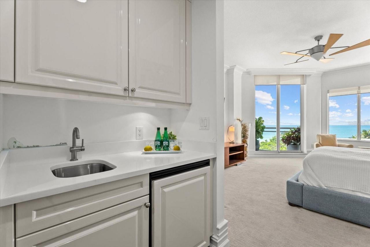 1300 Benjamin Franklin Drive, Unit 501, Sarasota, FL 34236 Photo