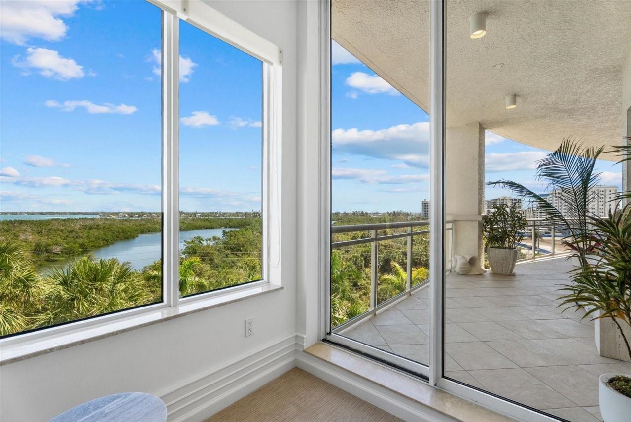 1300 Benjamin Franklin Drive, Unit 501, Sarasota, FL 34236 Photo