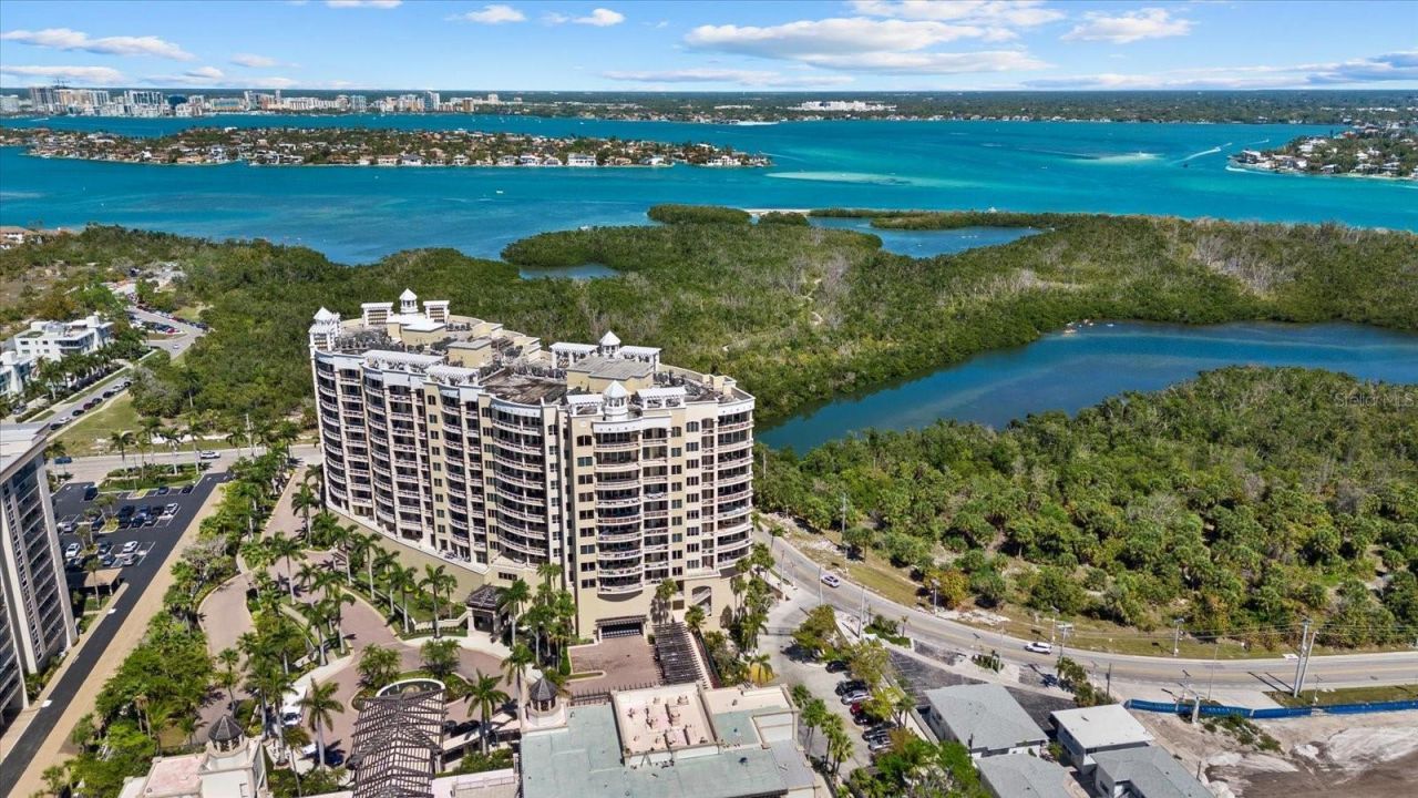 1300 Benjamin Franklin Drive, Unit 501, Sarasota, FL 34236 Photo