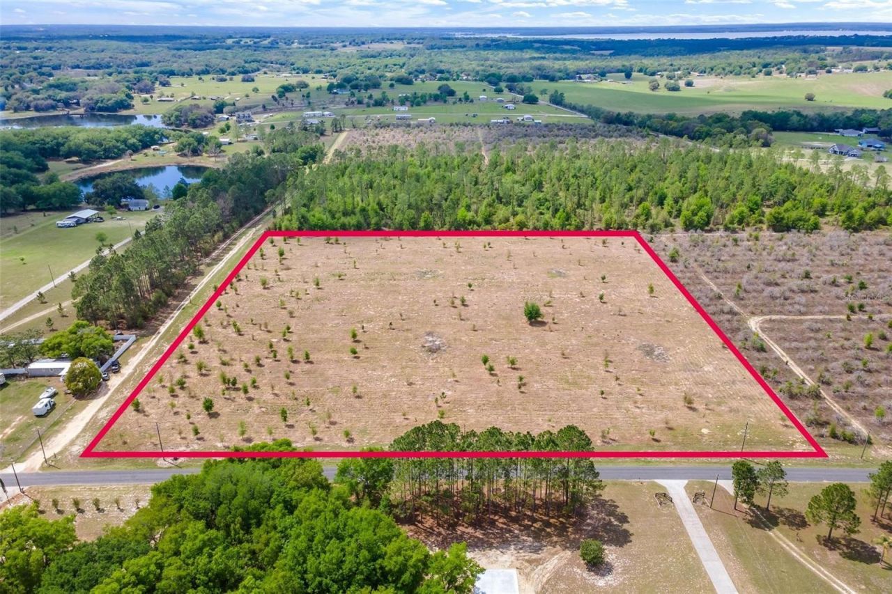 Se 170th Avenue, Weirsdale, FL 32195 Photo