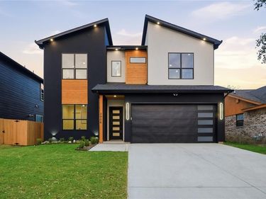 3906 Harlingen Street, Dallas, TX 75212