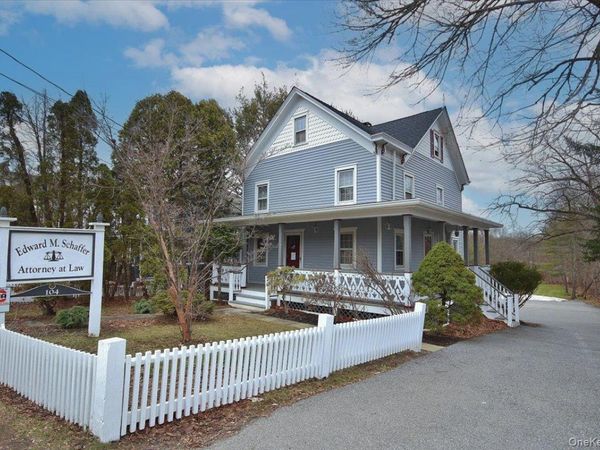 104 Gleneida Avenue , Carmel, NY 10512