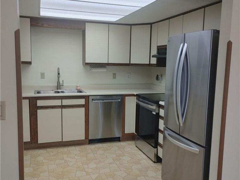 1276 Robbins Run Court, Washington Township, OH 45458 Photo 10