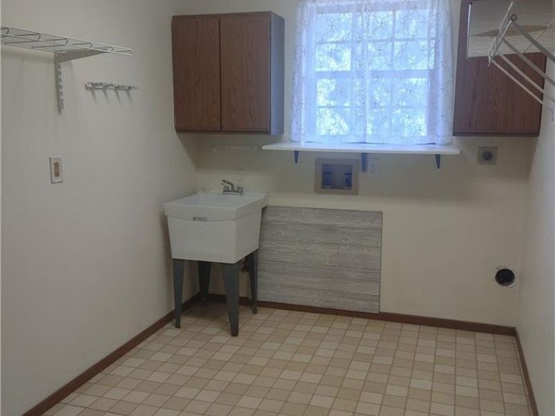 1276 Robbins Run Court, Washington Township, OH 45458 Photo 14