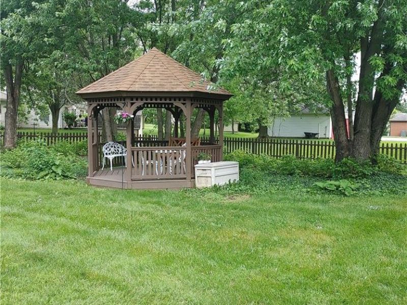 1276 Robbins Run Court, Washington Township, OH 45458 Photo 2