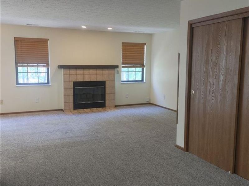 1276 Robbins Run Court, Washington Township, OH 45458 Photo 6