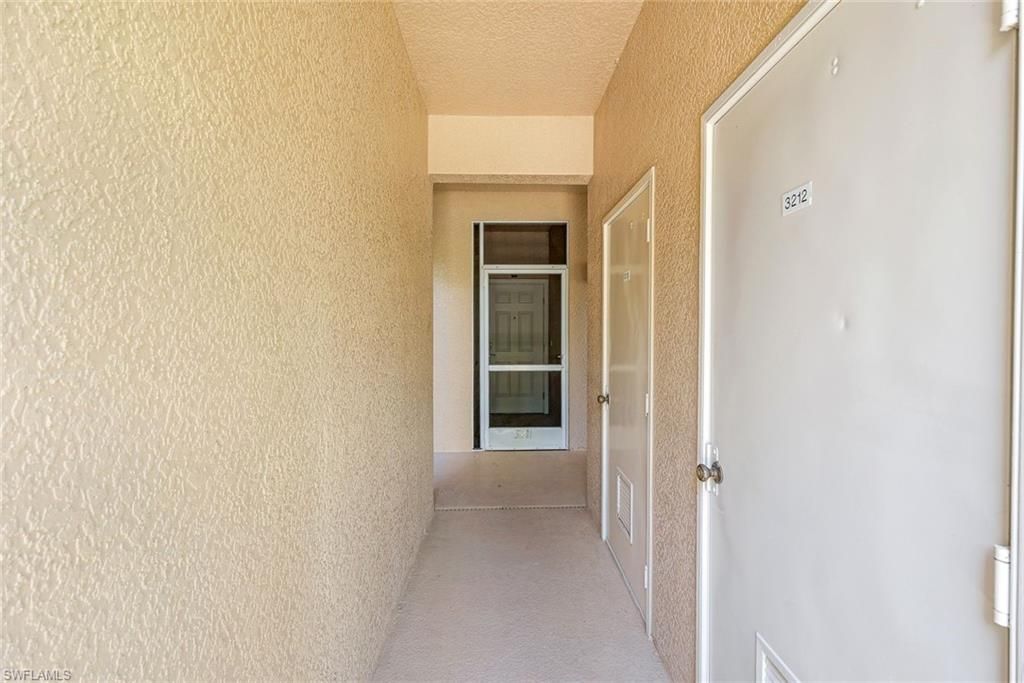2690 Cypress Trace Cir, Unit 3212, Naples, FL 34119 Photo