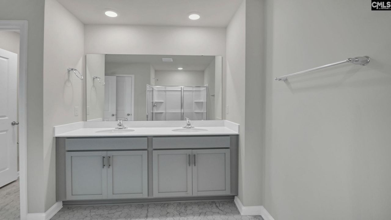 659 Glacier Road  Photo 21