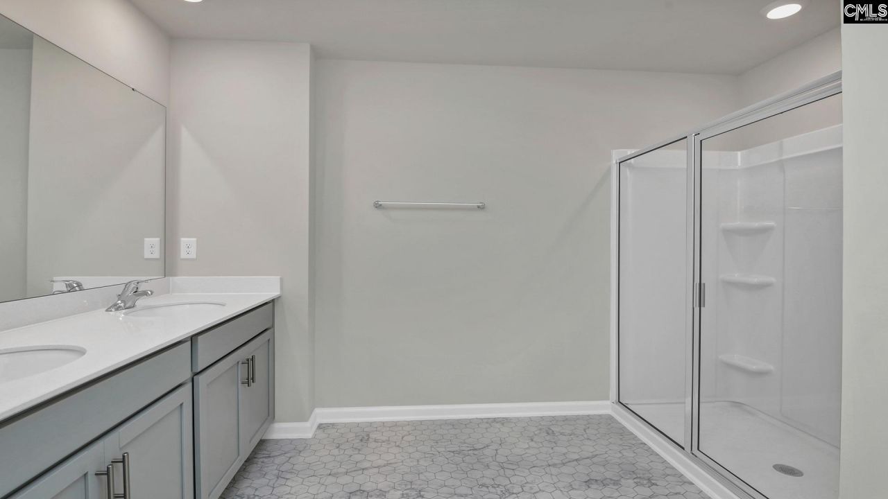 659 Glacier Road  Photo 22