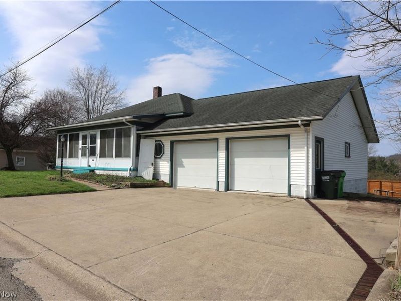 662 S Monroe Street , Millersburg, OH 44654 Photo 2