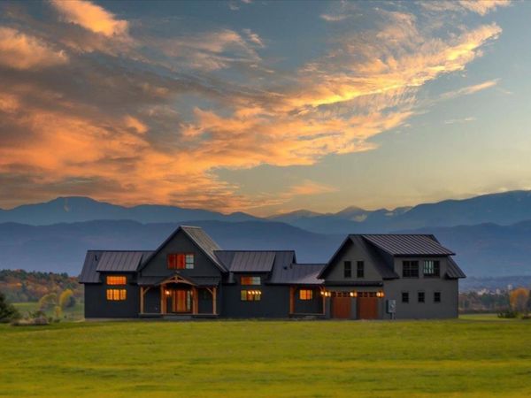 225 Viscido Drive, Ferrisburgh, VT 05491