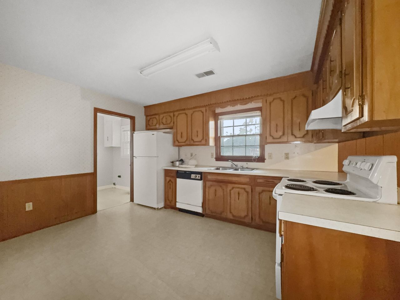 4341 Helene Drive Photo 11