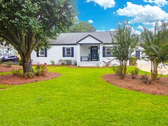 2078 Saint James Drive Charleston, SC 29412