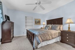 2078 Saint James Drive photo 4