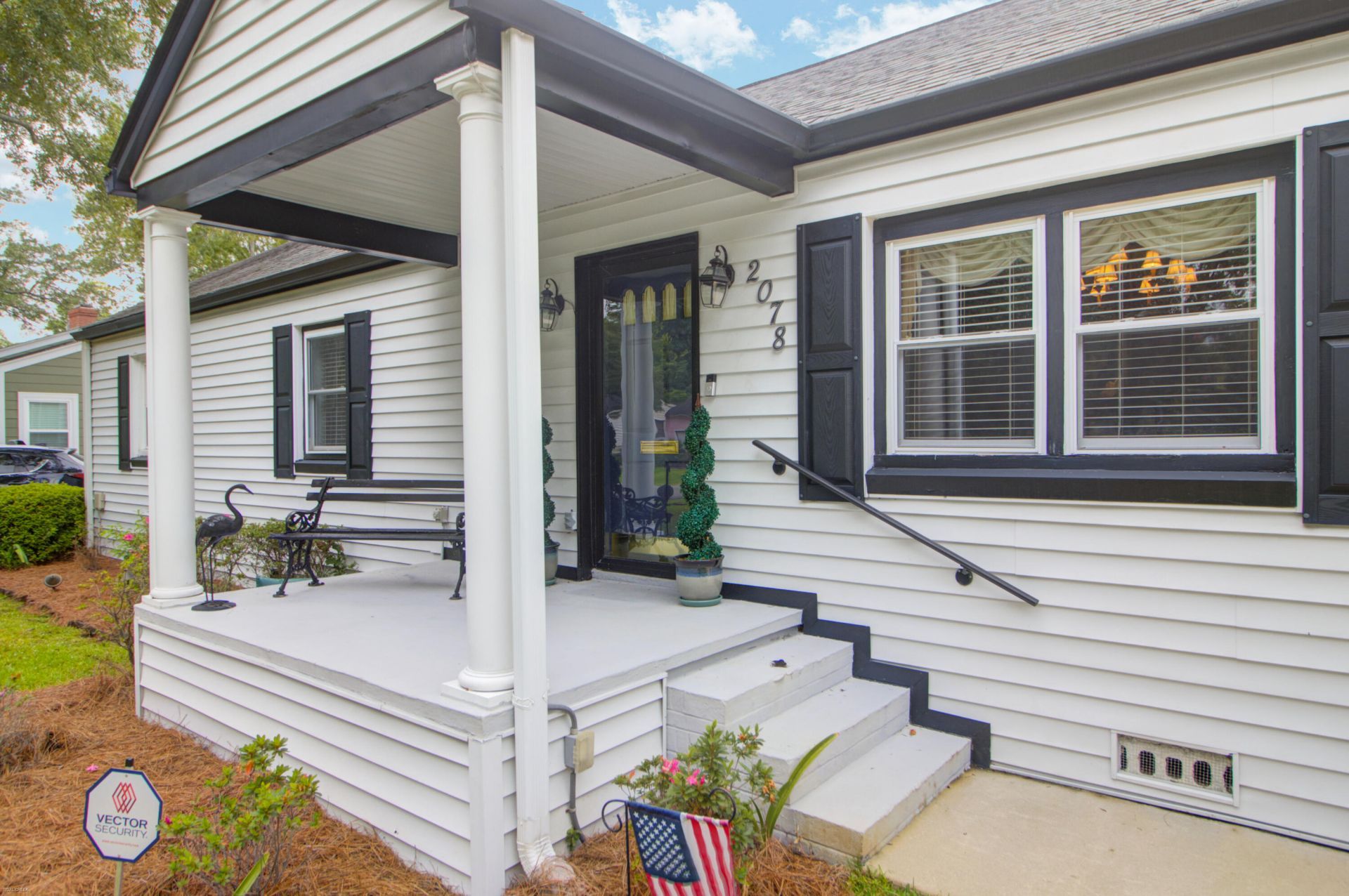 2078 Saint James Drive Photo 44