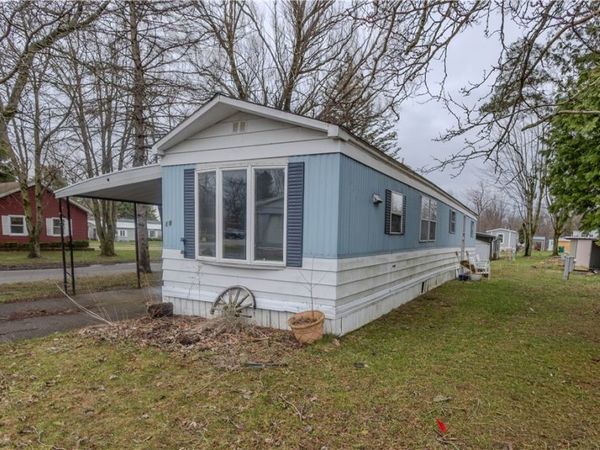 18 Quarry Hill , Akron, NY 14001