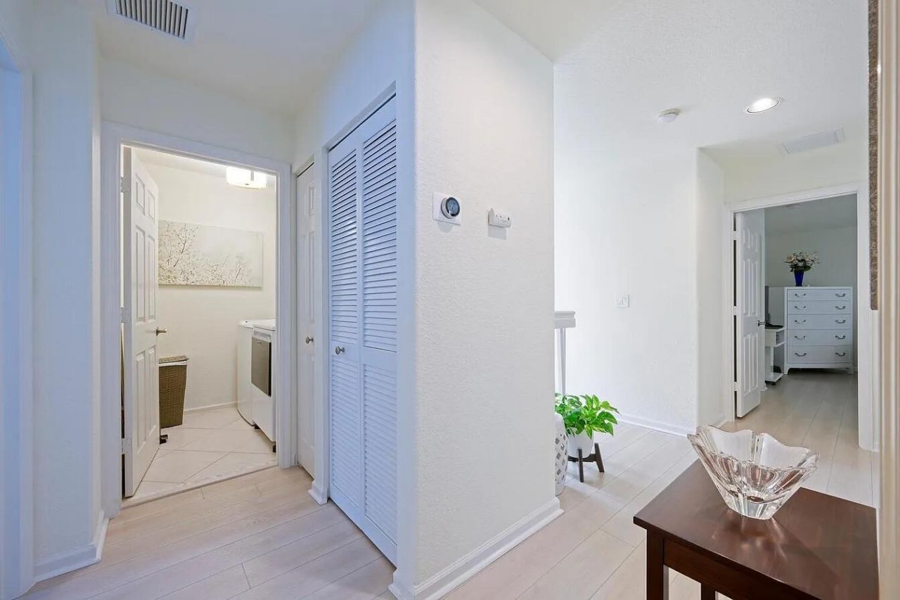 4156 Meade Way, West Palm Beach, FL 33409 Photo