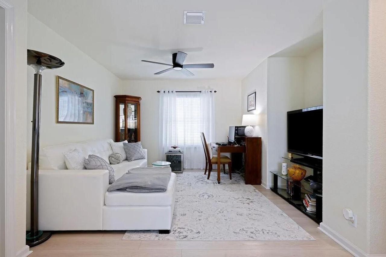 4156 Meade Way, West Palm Beach, FL 33409 Photo