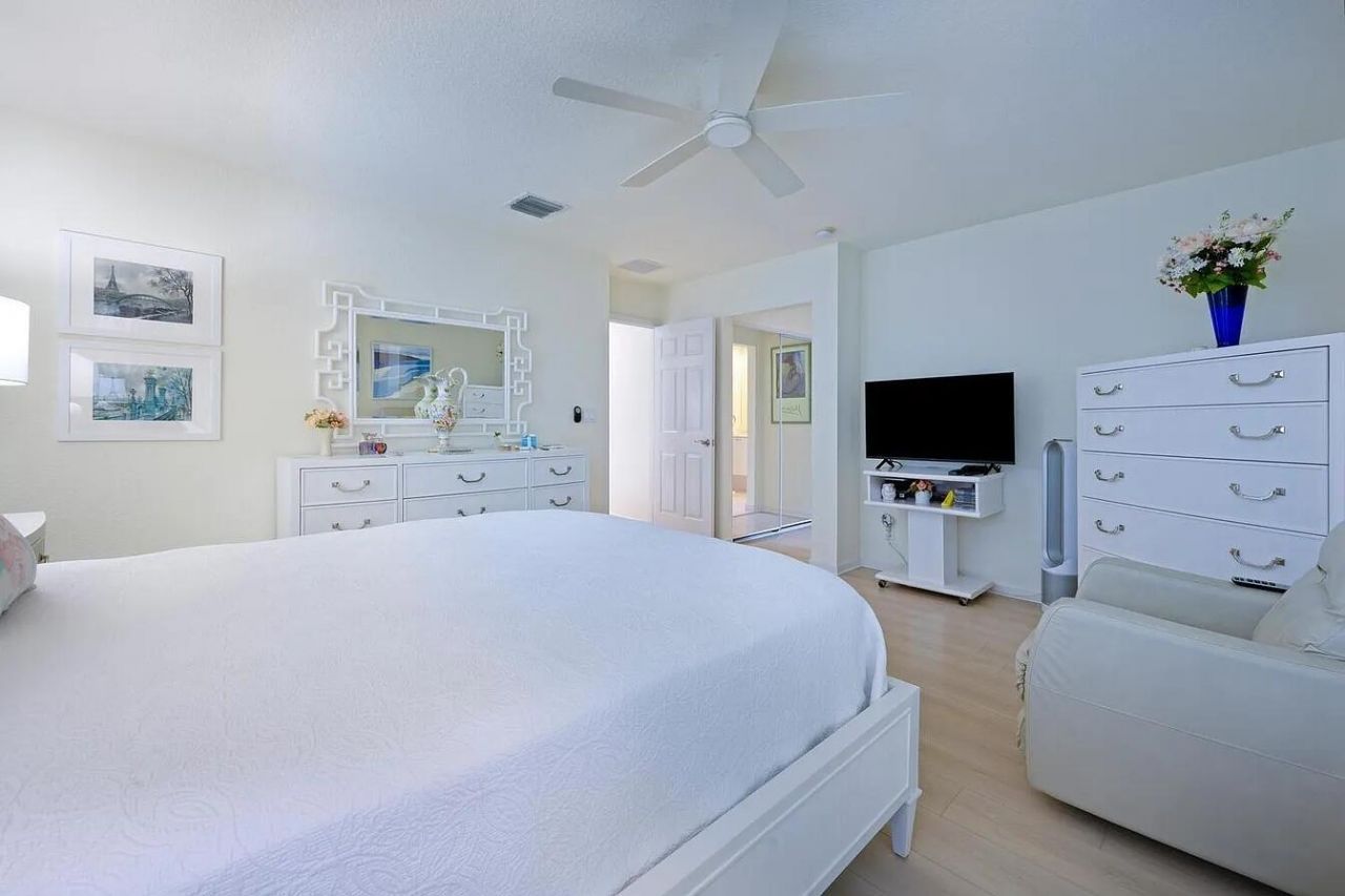 4156 Meade Way, West Palm Beach, FL 33409 Photo