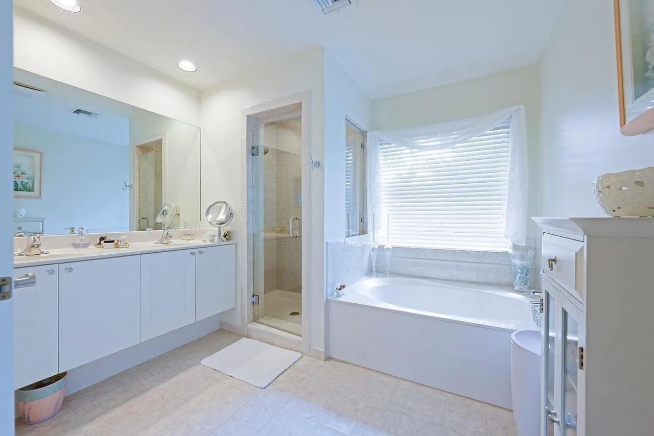 4156 Meade Way, West Palm Beach, FL 33409 Photo