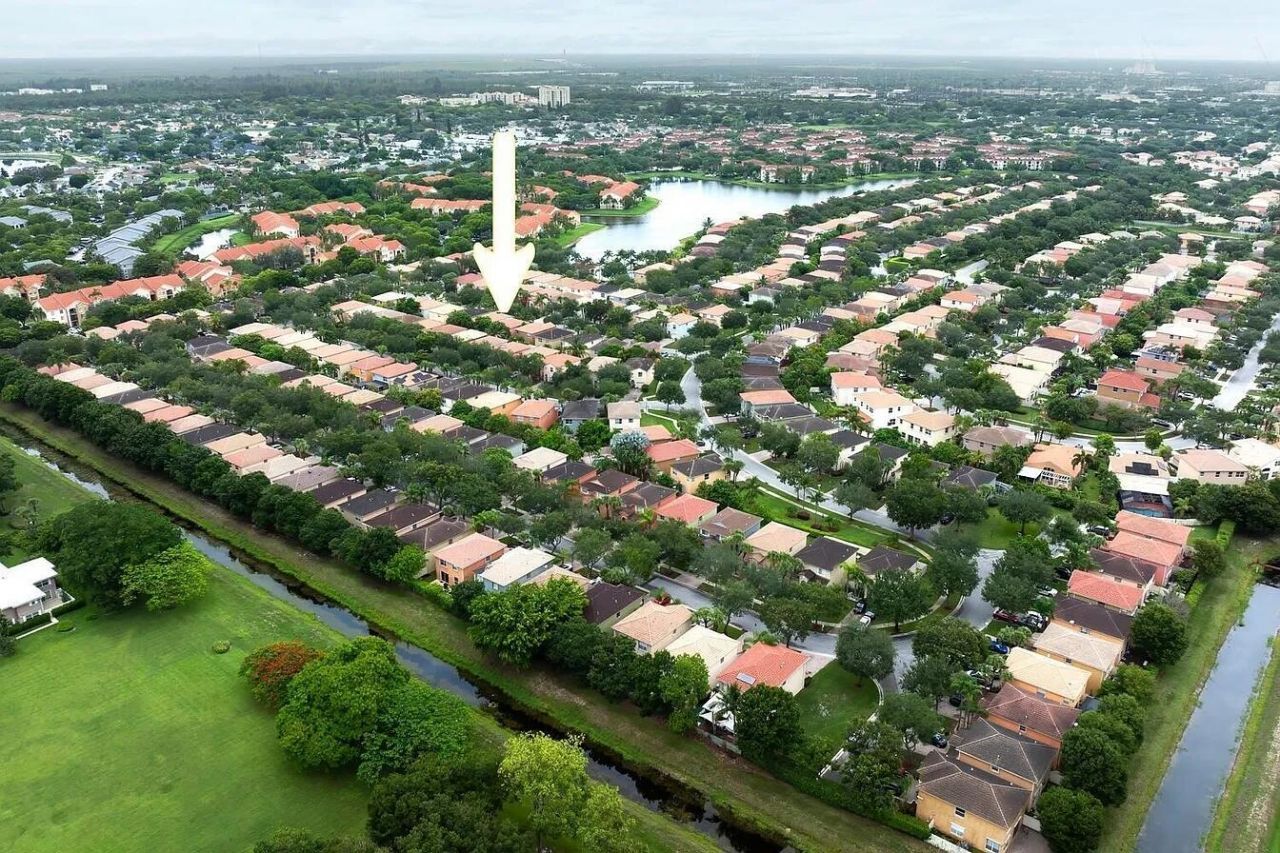 4156 Meade Way, West Palm Beach, FL 33409 Photo