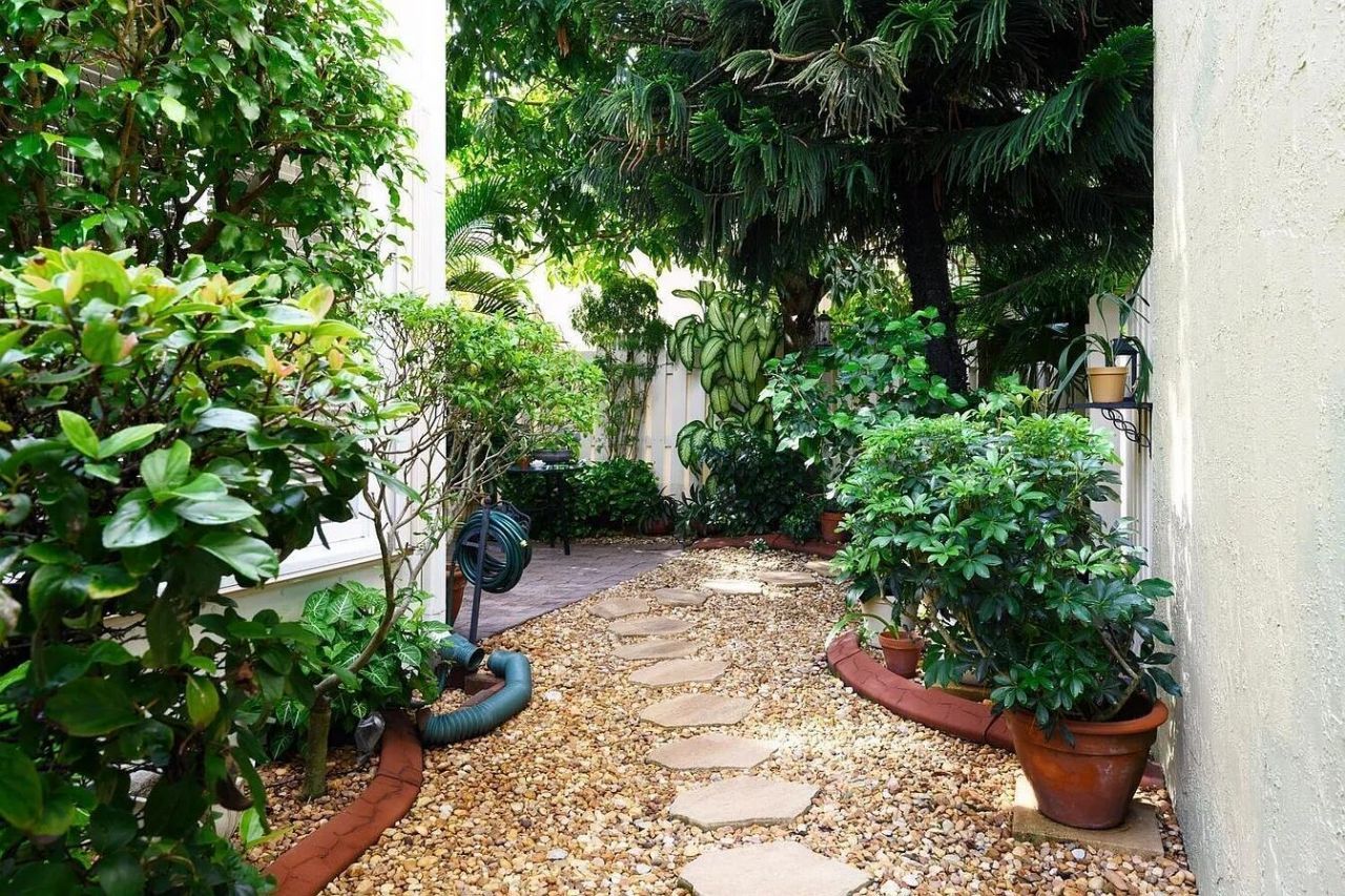 4156 Meade Way, West Palm Beach, FL 33409 Photo