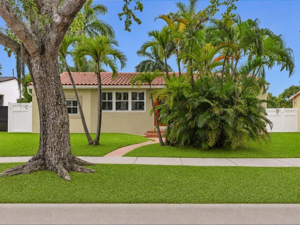 1527 Mayo Street, Hollywood, FL 33020