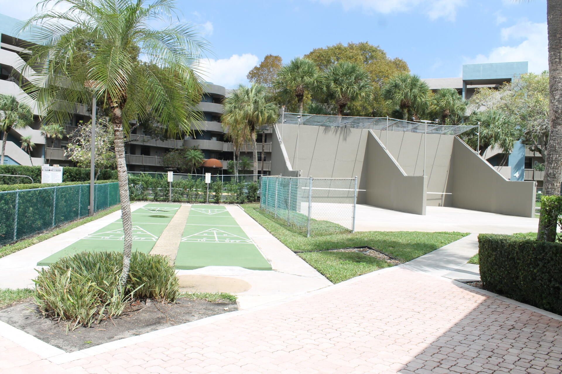 1100 Colony Point Circle Circle, Unit 314, Pembroke Pines, FL 33026 Photo