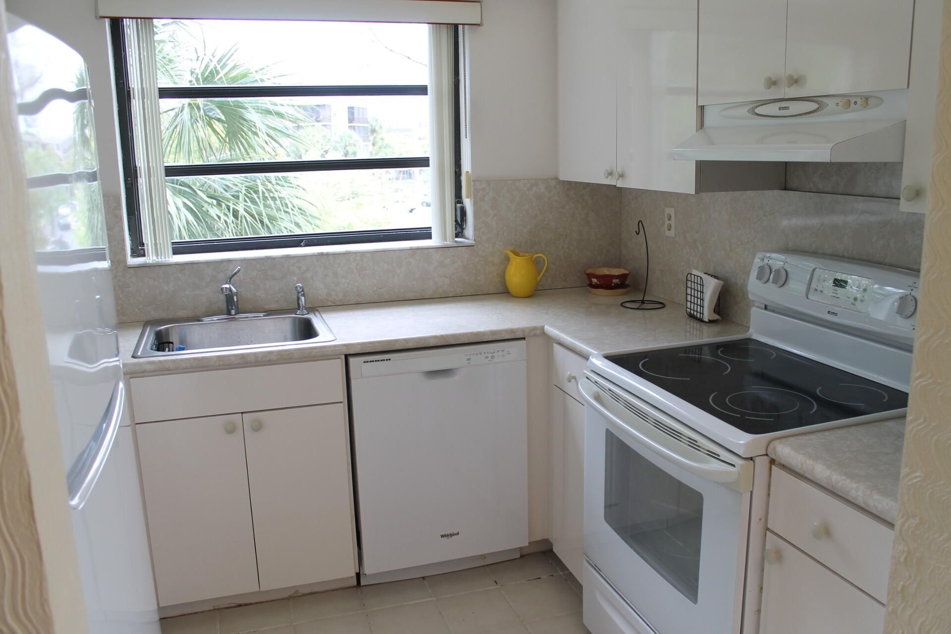 1100 Colony Point Circle Circle, Unit 314, Pembroke Pines, FL 33026 Photo