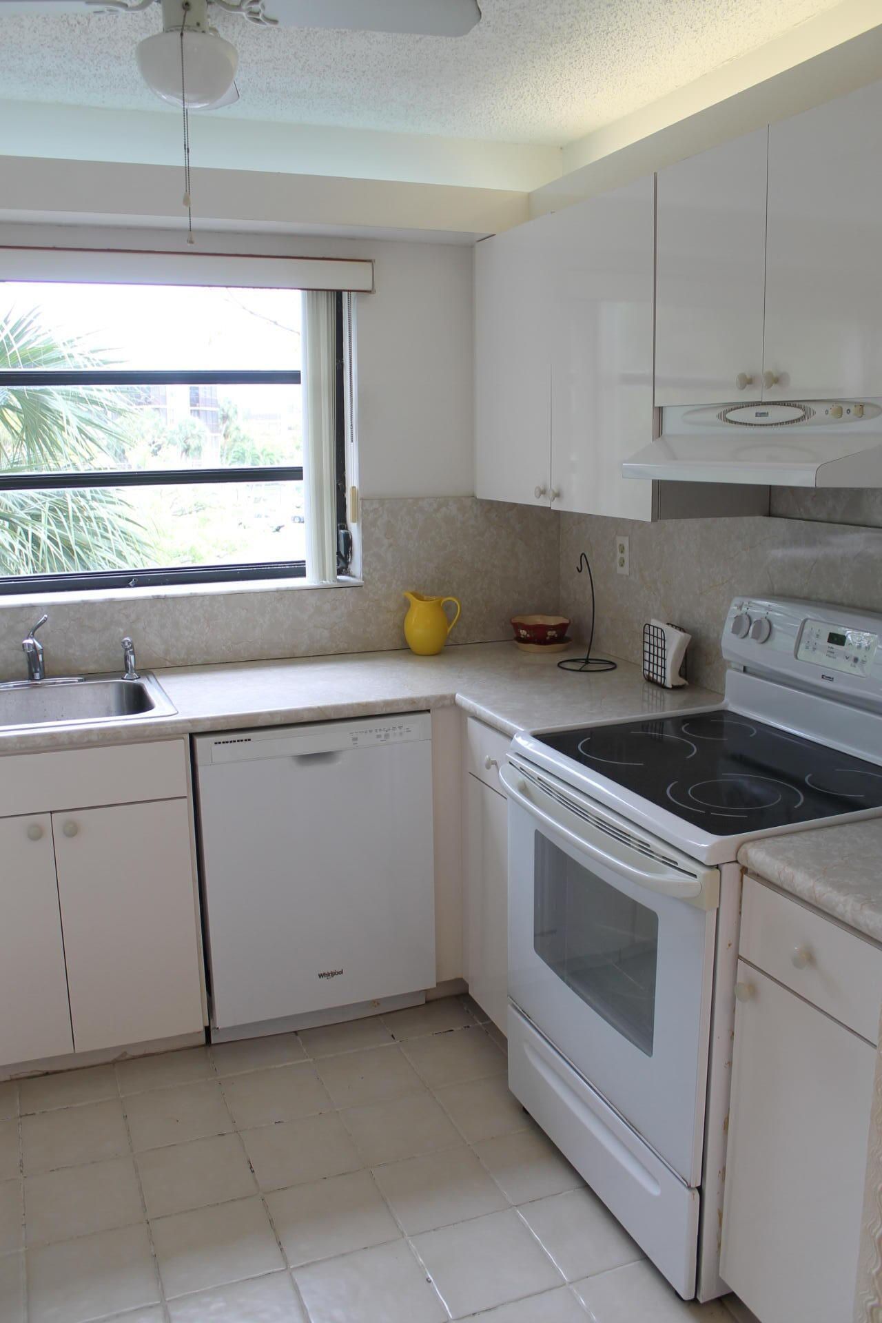 1100 Colony Point Circle Circle, Unit 314, Pembroke Pines, FL 33026 Photo