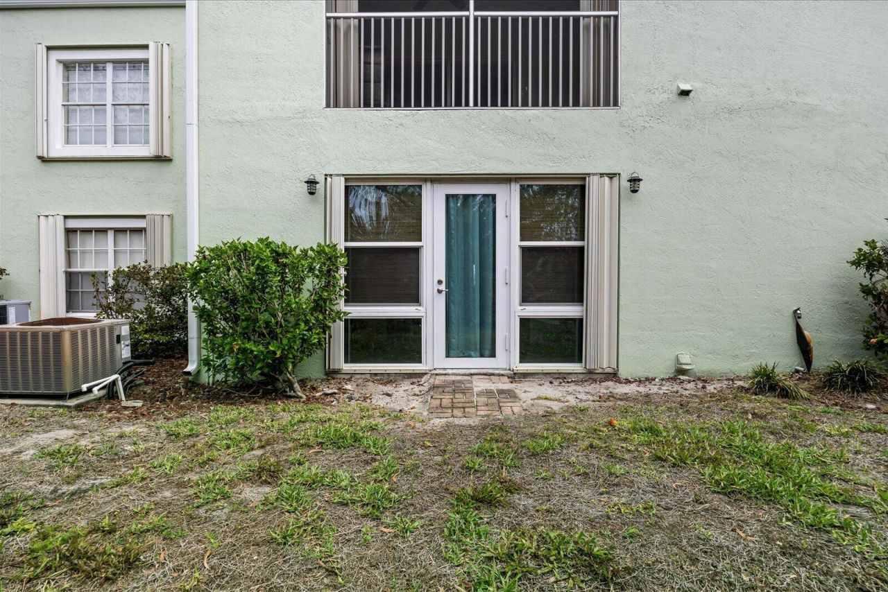 2074 SE Wild Meadow Circle, Port Saint Lucie, FL 34952 Photo