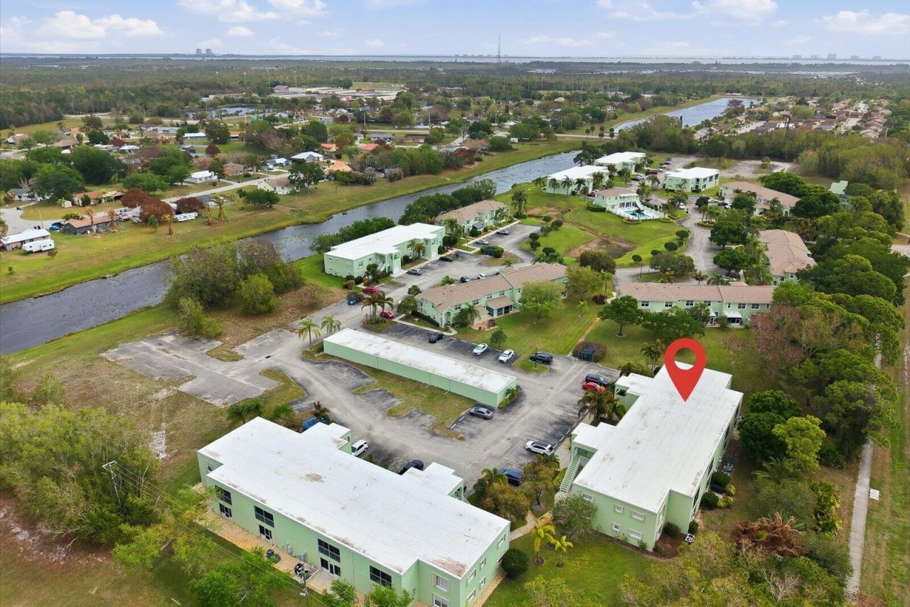 2074 SE Wild Meadow Circle, Port Saint Lucie, FL 34952 Photo